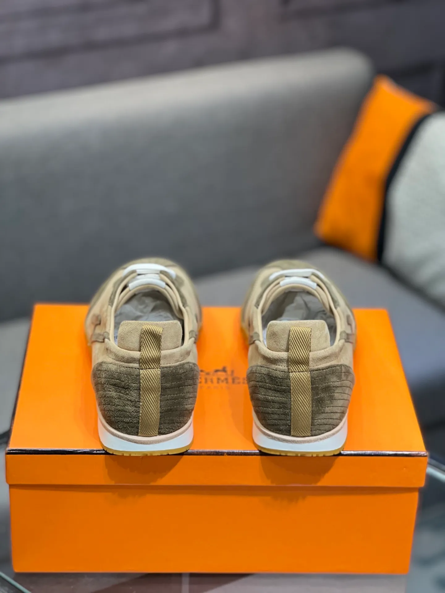 Men's shoes 💰700 [HERMES] Hermès - High-end quality original order 🔍🔍 - Upper: 🔝 cowhide suede splicing design - Inner lining: imported mixed sheepskin - Outsole: TPR foam · Rubber: two-color combined molding outsole - Super high quality control · Fine workmanship: highlighted (high-end, luxury, grade) -Size: 38-44 (45, 46, can be customized)